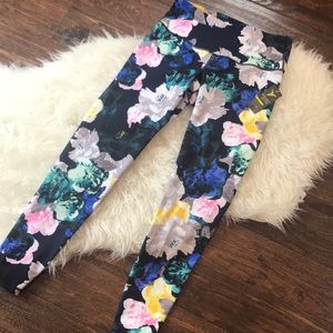 Old Navy Compression Leggings